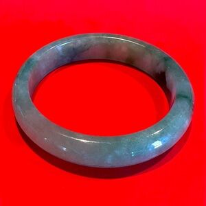 Jade Traditional Bangle Bracelet NIB
